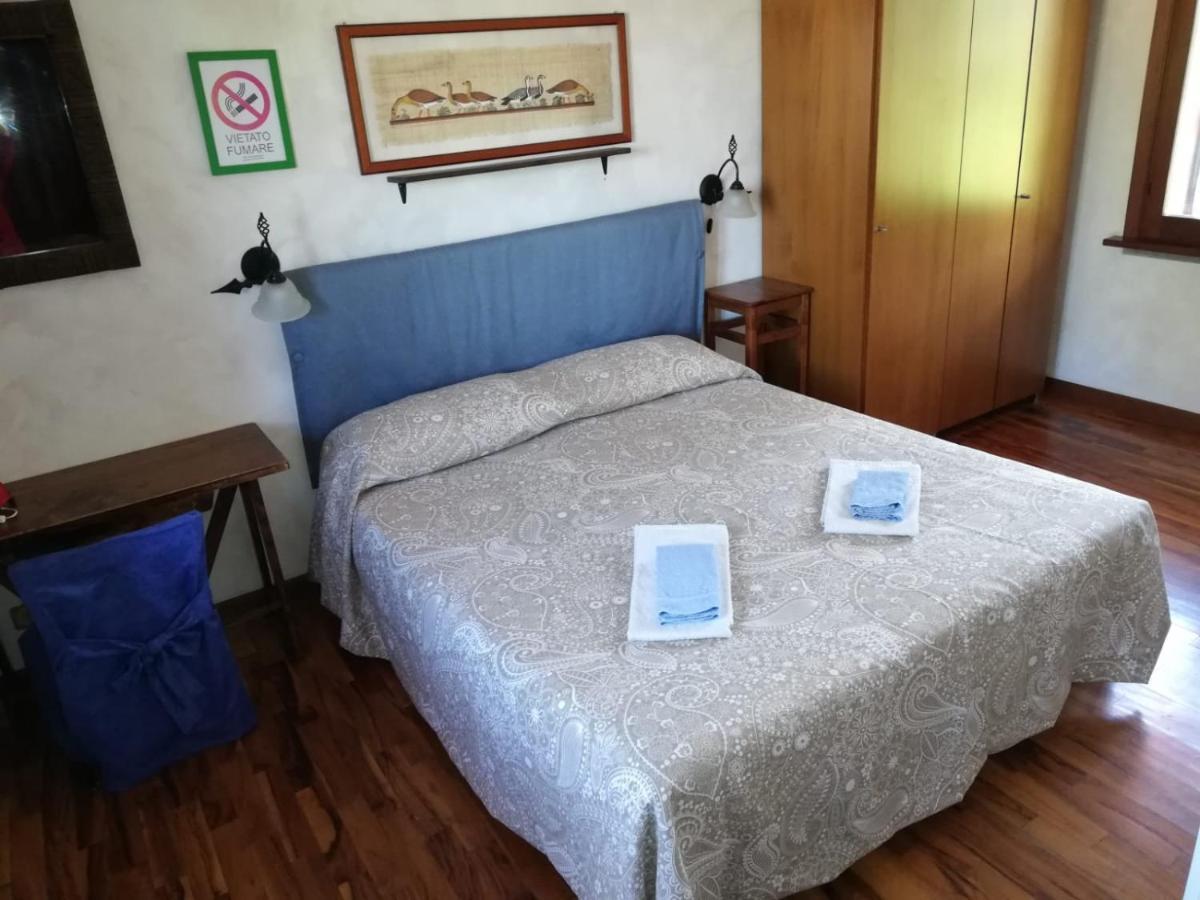 B&B Ai Glicini - Castelli Romani มารีโน ภายนอก รูปภาพ